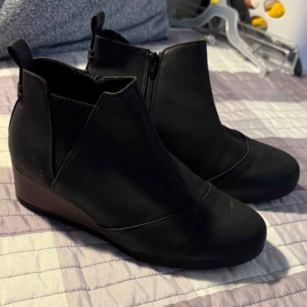 Toms Black Ankle Booties